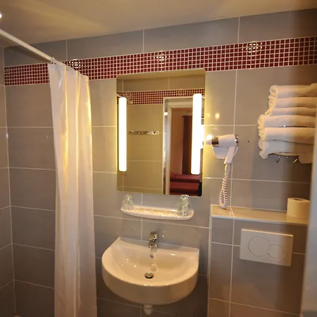 Grand De Turin 3* Parigi