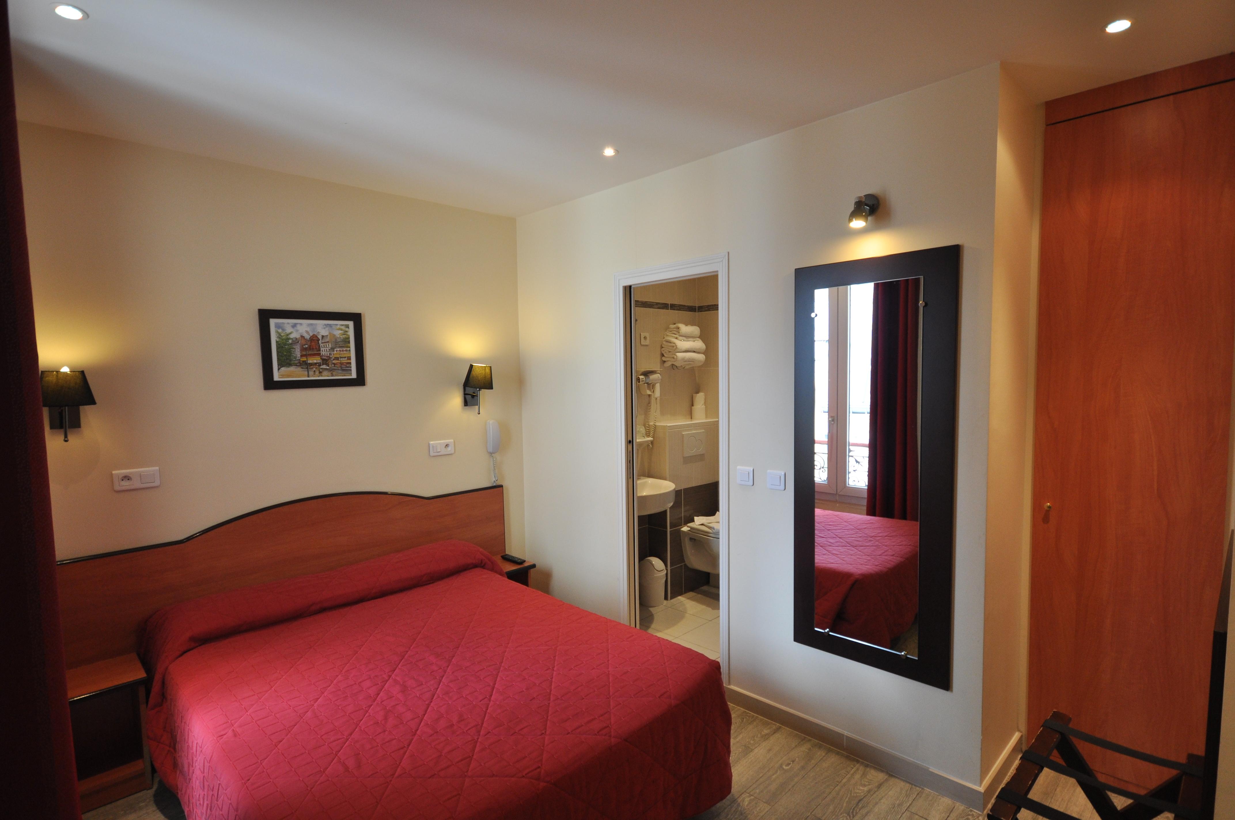 Grand De Turin Hotel 3*