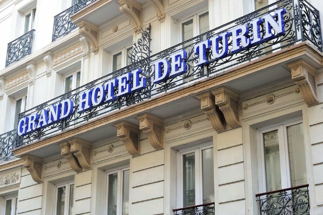 Hotel Grand De Turin 3*